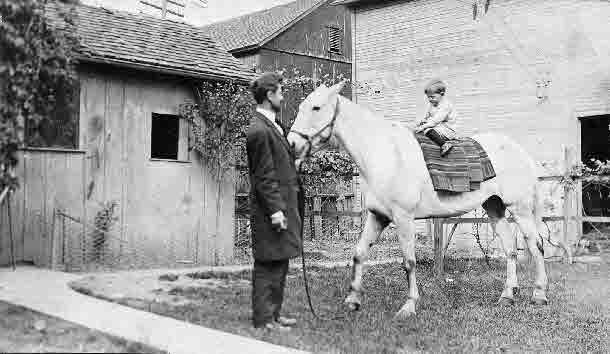 Dr George E Winn in Evansport Dr George E Winn in Evansport